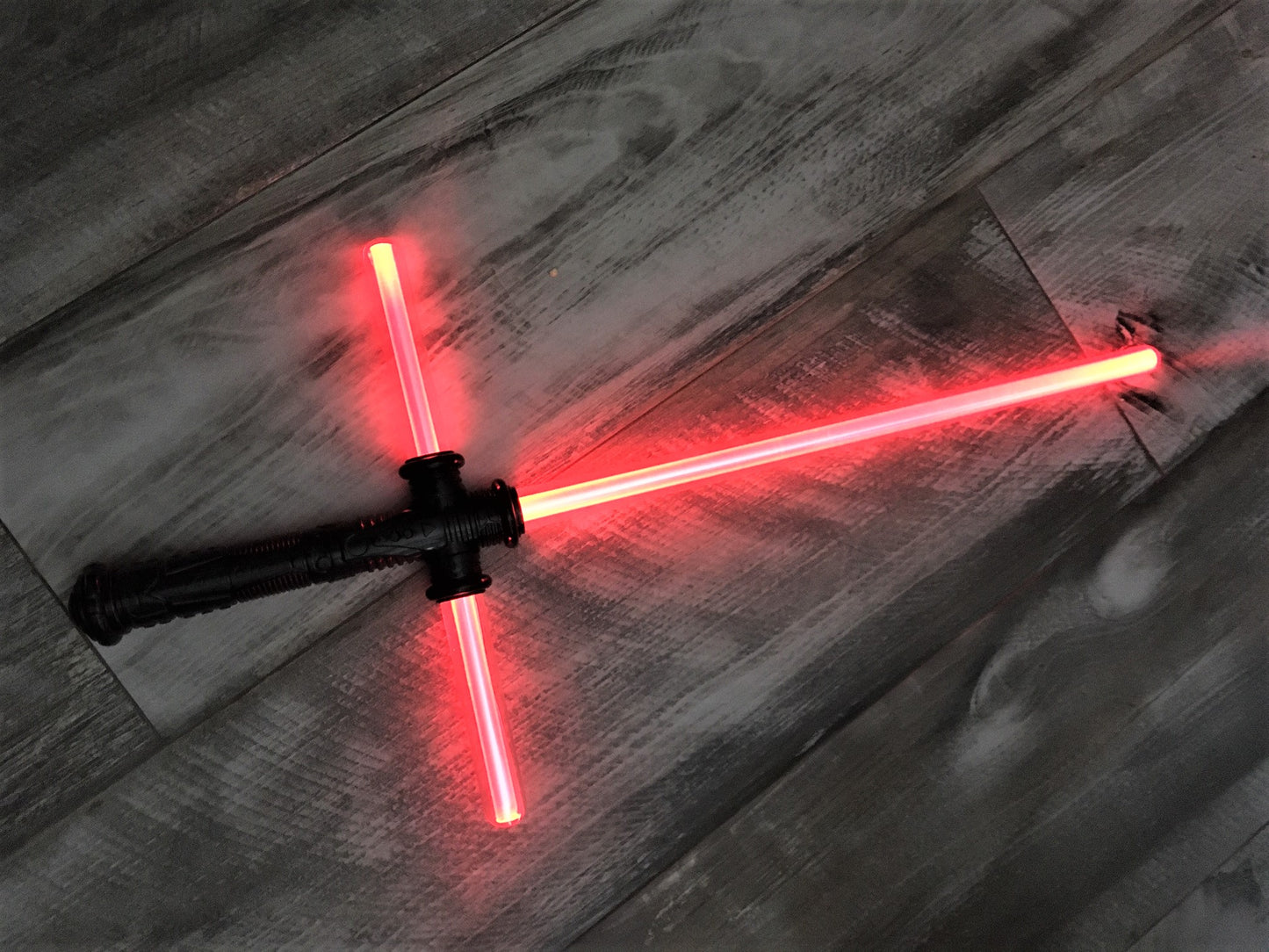 Kylo Ren Cross Guard Lightsaber Force FX Toy Saber Sword SPECIAL DISCOUNT